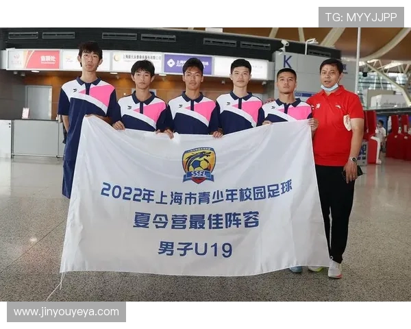 上海足球队荣登全国足球耐力排行榜首位引发热议